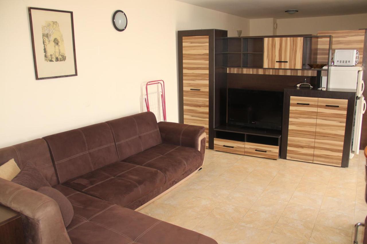 Ivtour Apartments In Yalta Complex Golden Sands Bagian luar foto