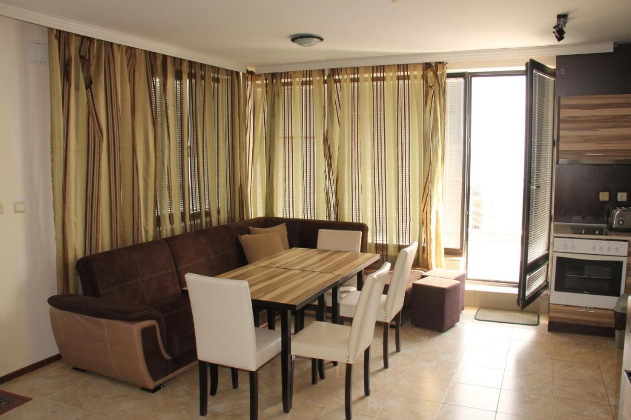 Ivtour Apartments In Yalta Complex Golden Sands Bagian luar foto