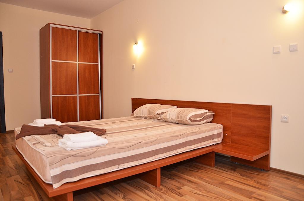Ivtour Apartments In Yalta Complex Golden Sands Ruang foto