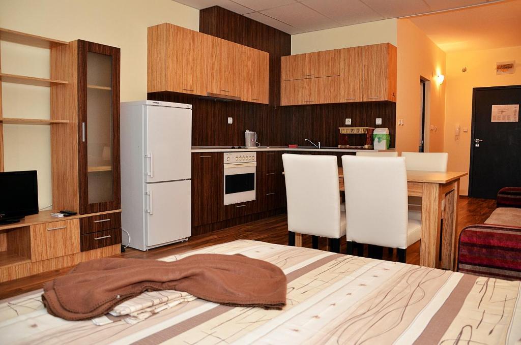 Ivtour Apartments In Yalta Complex Golden Sands Ruang foto